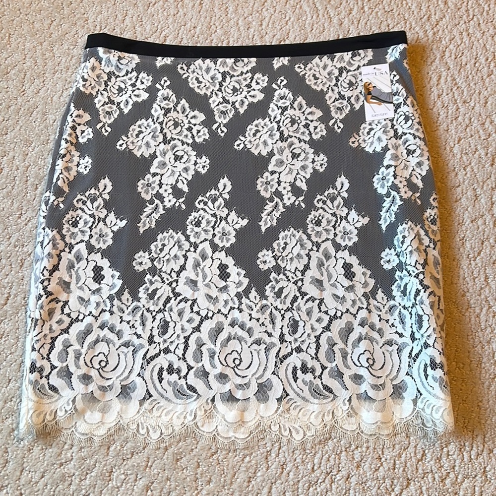 Karen Kane Skirt | Large